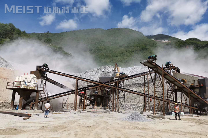 緬甸石灰石製砂生產現場